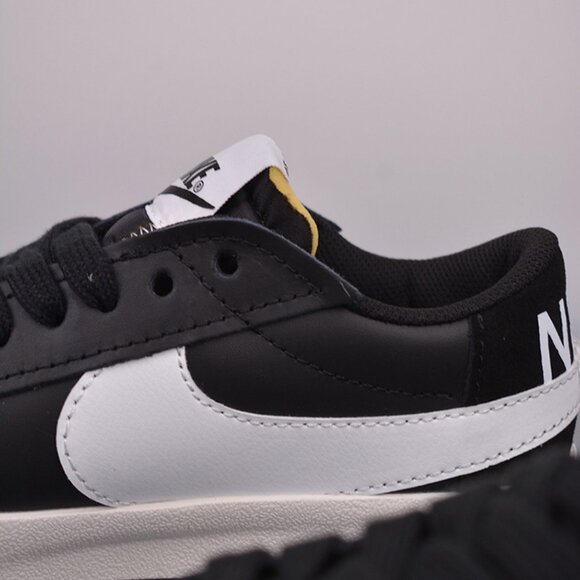 Nike Blazer Low '77 Jumbo Sneaker Black - Picture 2 of 9